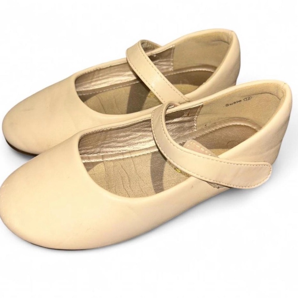 Cream Mary Jane Shoes Girls Size 12